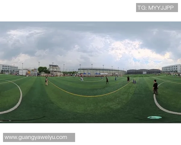 足球8号球星崛起之路 从场上风采到背后努力的全景解析